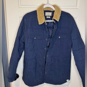 Lucky Brand Men’s Navy Quilted Jacket with Sherpa Collar, Medium